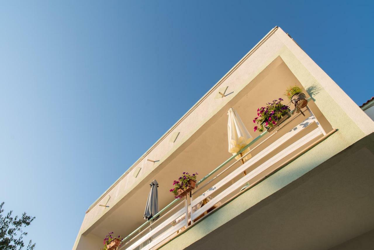 Apartments Villa Lena Задар Экстерьер фото